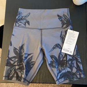 Lululemon Align HR Short 8inch size 6